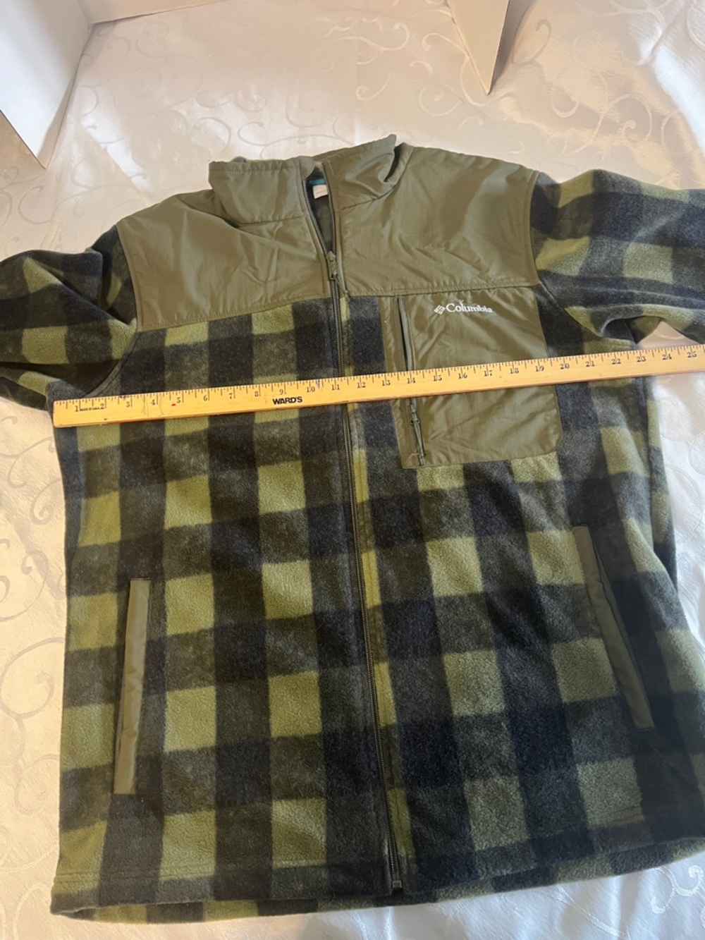 Columbia Green & Black Plaid Fleece Zip Jacket - Picture 3 of 6